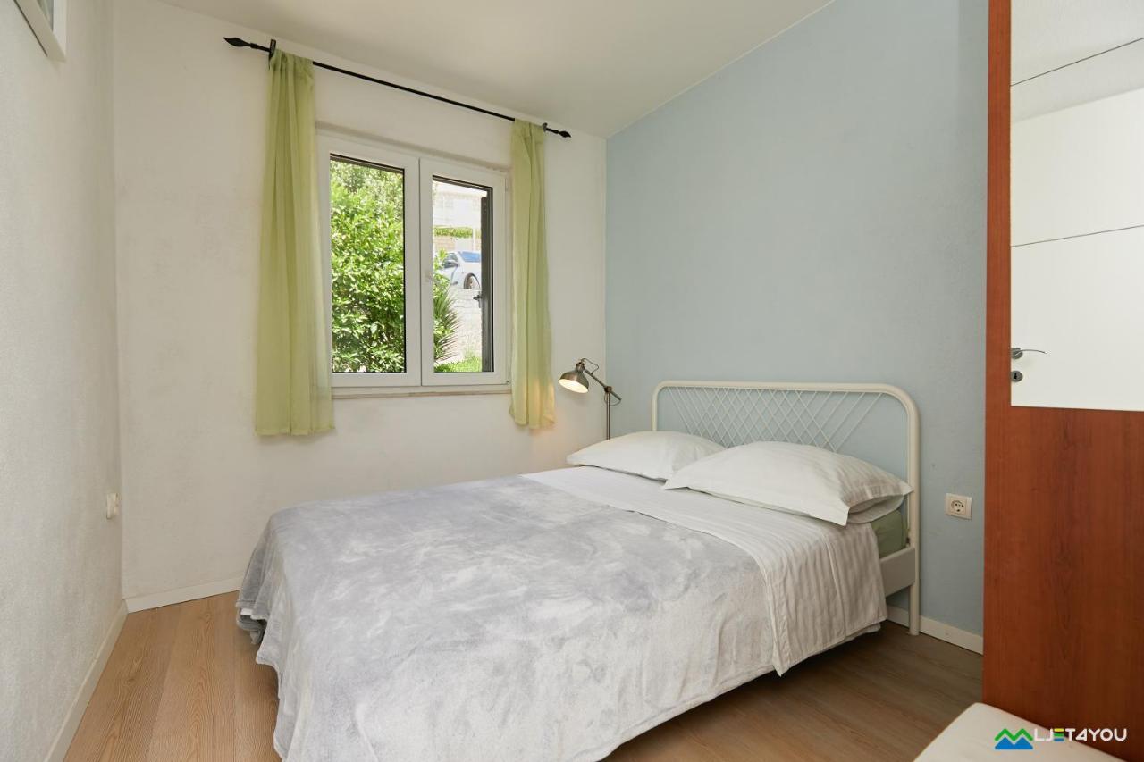 Mljet 2 You - Seafront Apartment 2+2 Sobra Exterior foto